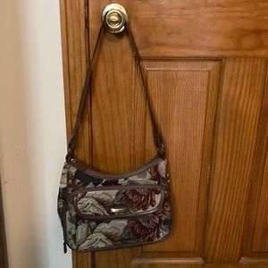 Vintage floral pattern handbag